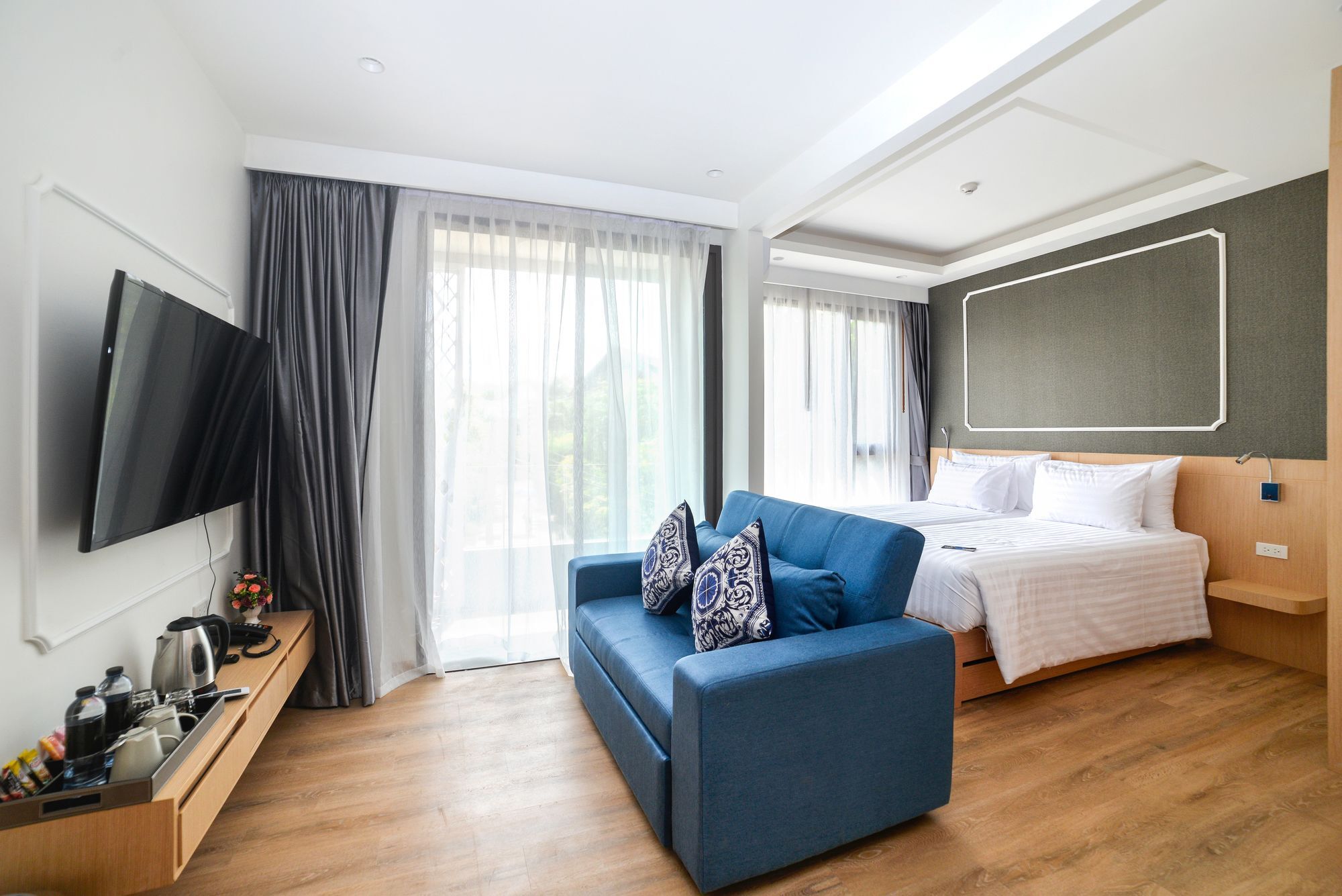 The Aristo Beach By Holy Cow 212 Phuket Zewnętrze zdjęcie